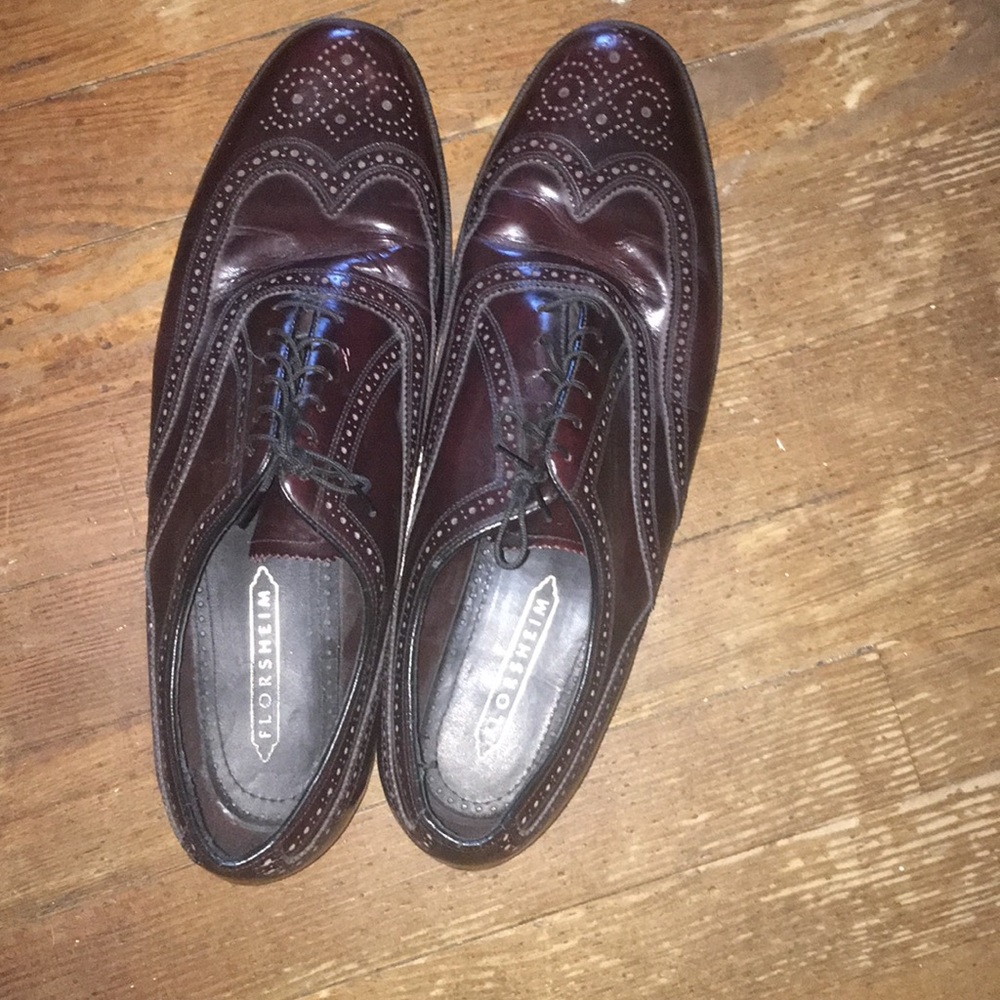 Dress shoes